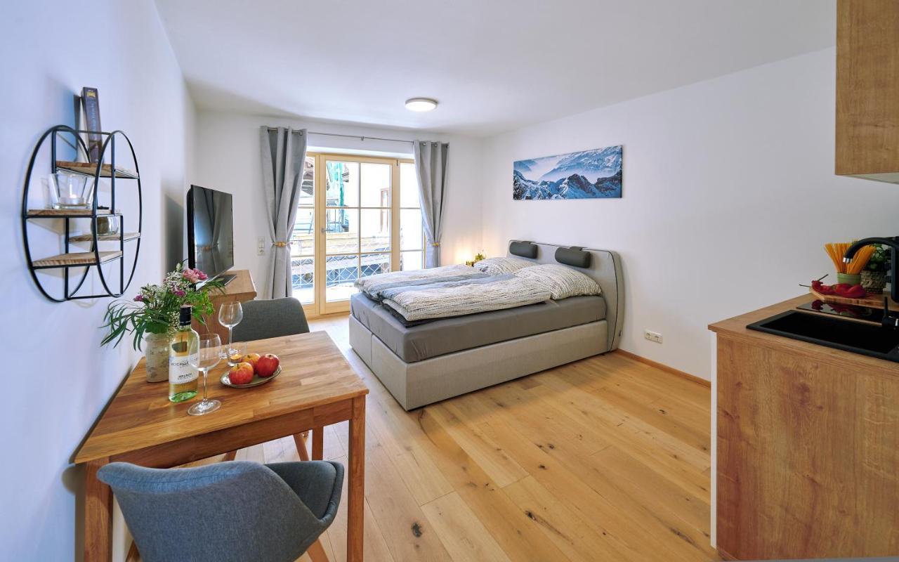 Ferienwohnung Zimmer Tittmoning Stadtplatz 27 ภายนอก รูปภาพ